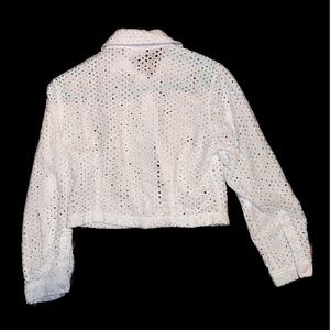 White lace floral patterned Button up Blouse